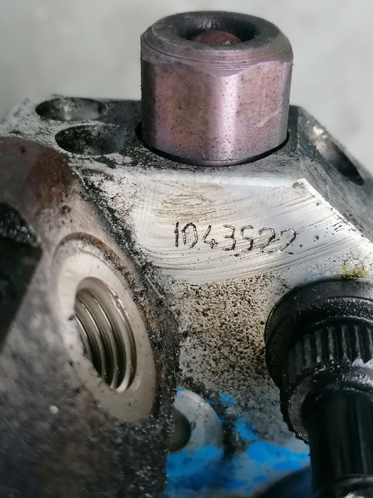 Дюзи  и Помпа високо налягане за БМВ е46 318 D/BMW E46 318 D