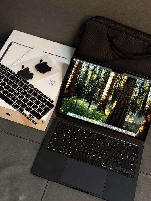 MacBook Air M2 (2022)