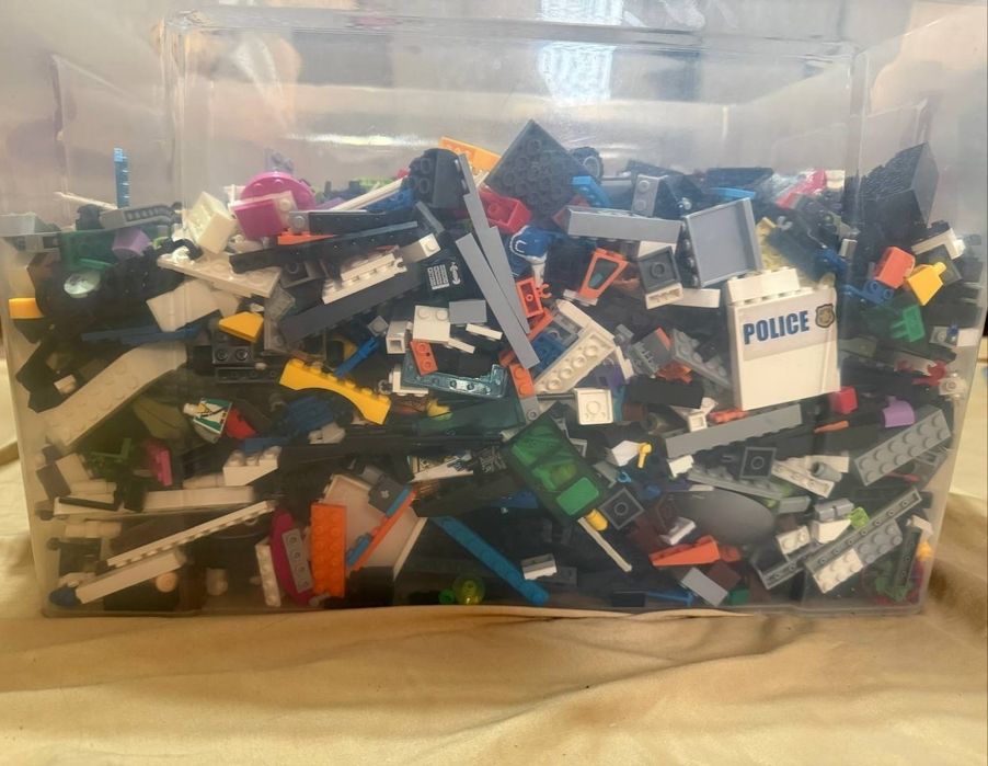 Лего, контейнер в подарок