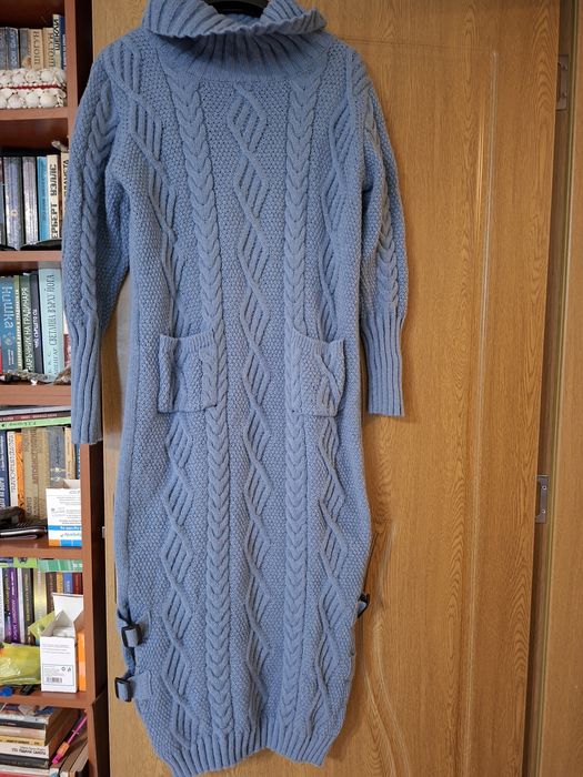 Дълга, плетена, нова рокля