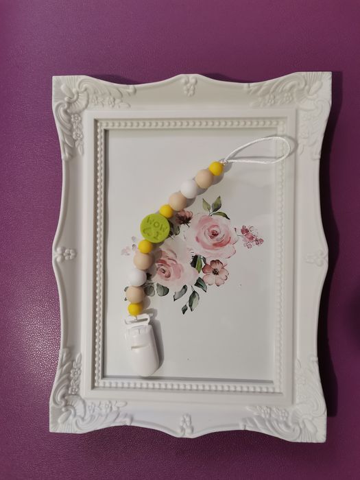 Lănțișoare pentru suzetă