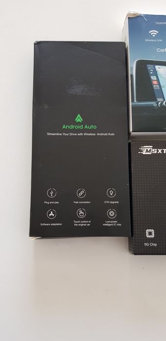 Безжичен адаптер Android Auto/CarPlay