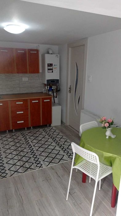 Casă de închiriat!