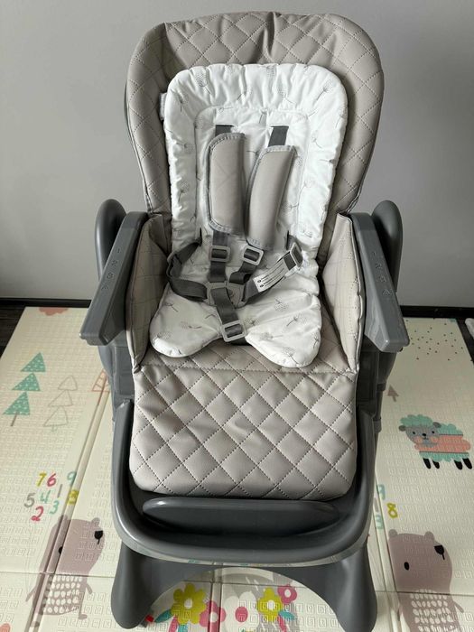 Детски стол за хранене