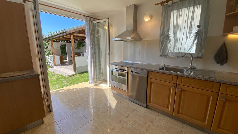 Вила Велика /8 места/ - на 10 плажа, за  10 минутки, до 10 километра