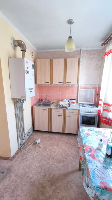 Продаётся 2-комнатная квартира на 2-ом этаже КАЛДАЯКОВА - КАСПИ БАНК.