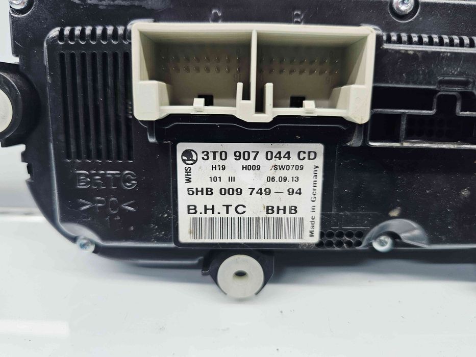 Panou comanda clima Skoda Yeti (5L) [Fabr 2009-2020] 3T0907044CD