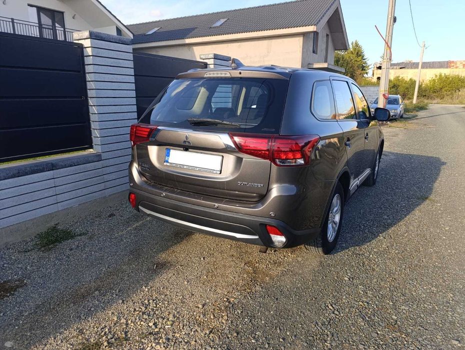 Mitsubishi Outlander 2018