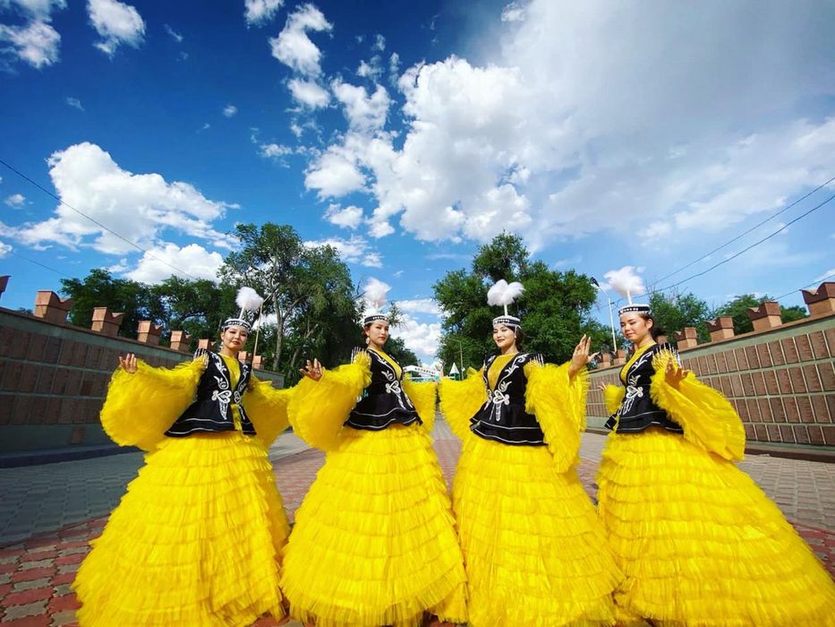 Танцевальные костьюмы