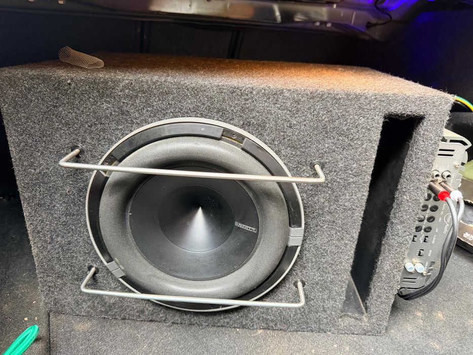 Subwoofer auto  Hert+ Amplificator Mac Audio + Condensator Renegade 1,2 F