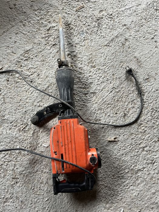 отбойник перфоратор