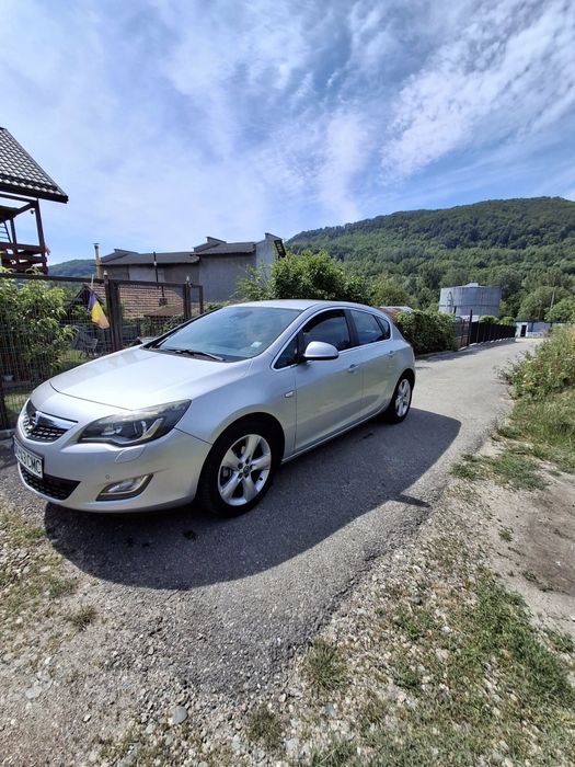 Opel Astra J 1.4 turbo gpl de fabrica