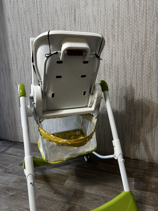 Детский стульчик  для кормления