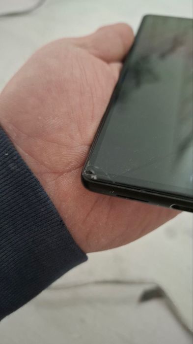 Google pixel 6 шишаси синган