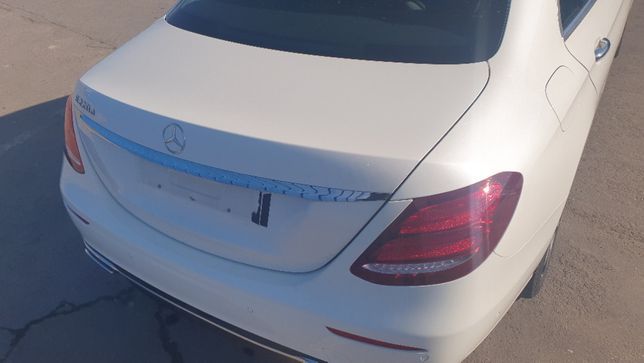 Dezmembrez e220 e300 e350 w213 2016 2017 piese mercedes e200 w213 2018