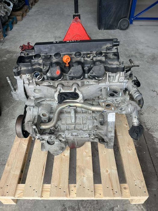Двигател HONDA CIVIC 1.8I 140к.с.-КОД:R18A2