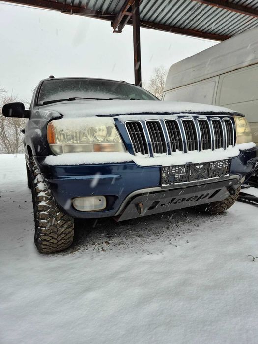 Продавам jeep grand cherokee 4.7 и 4.7  на части.