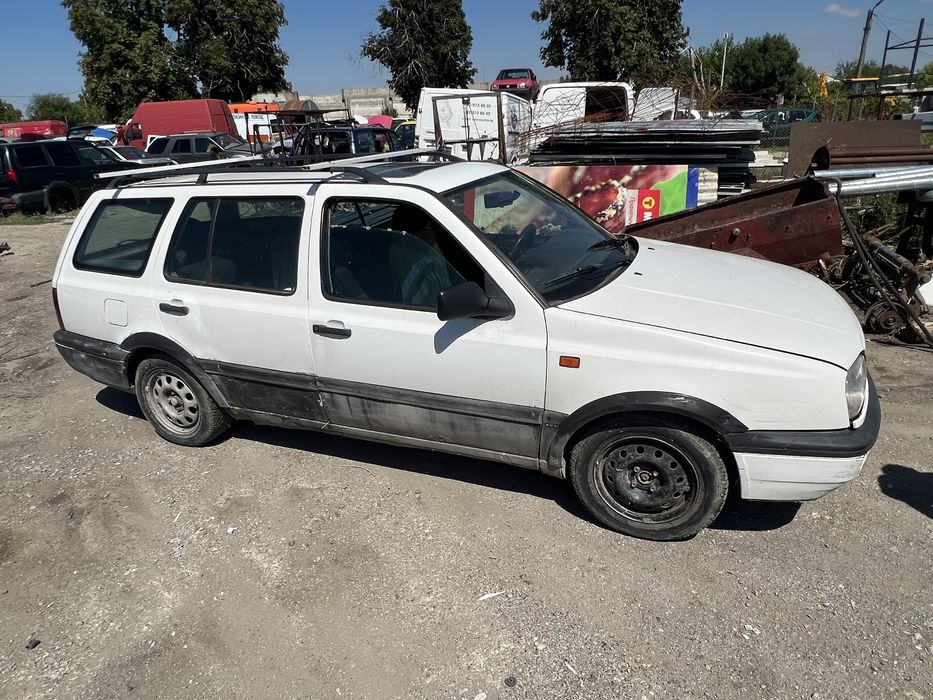 Volkswagen Golf 3 1.9 НА ЧАСТИ