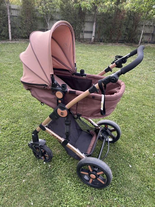 Carucior 2 in 1 pliabil cu suspensie