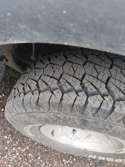 Тойота фаррунер.