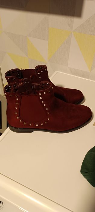 Дамски велурени боти