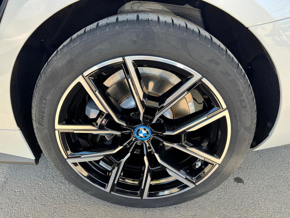 BMW i4 Prima Inmatriculare IUNIE  202