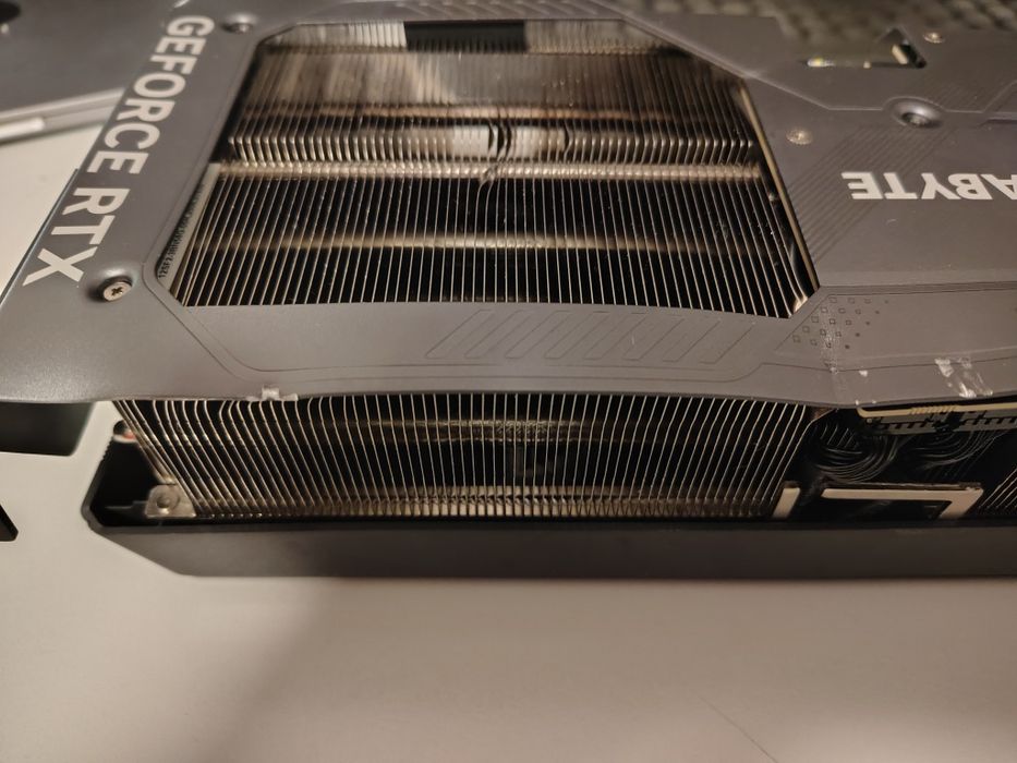 RTX 5080 gigabyte defect