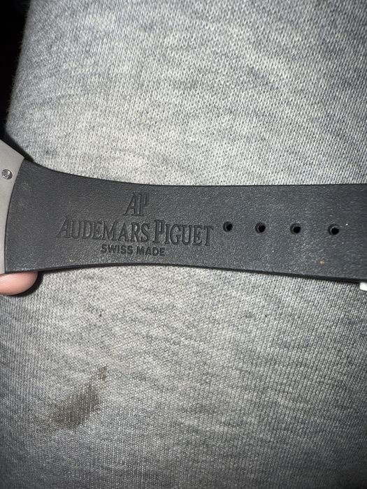 продам часы royal oak off shore