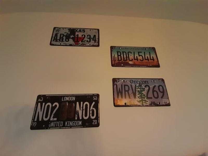 Дава се под наем Двустаен апартамент в София, Студентски град - 96 кв.м за 749.7 € - Снимка #2