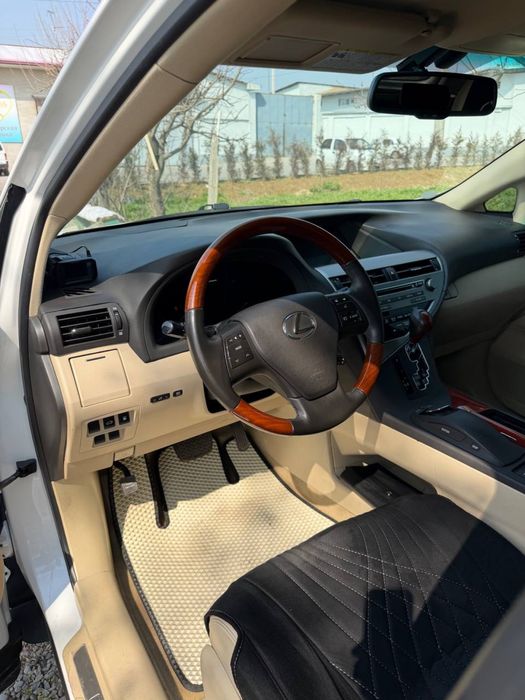 Продается lexus