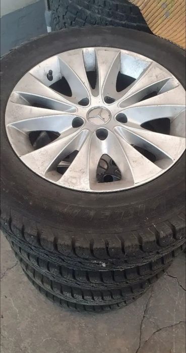 Зимние 215/65/16