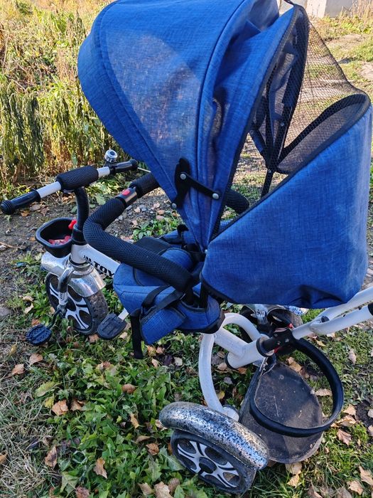 Детский трехколесный велосипед