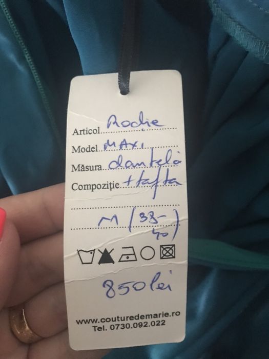 Rochie eleganta in doua culori superba