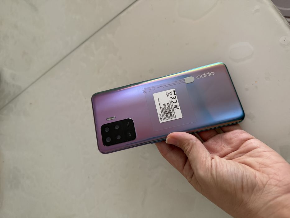 Продам телефон oppo reno 5lite