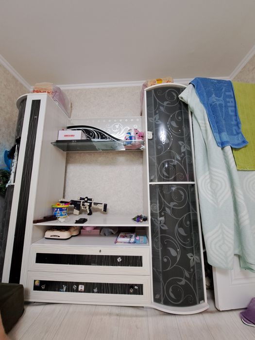 Сервант для посуды