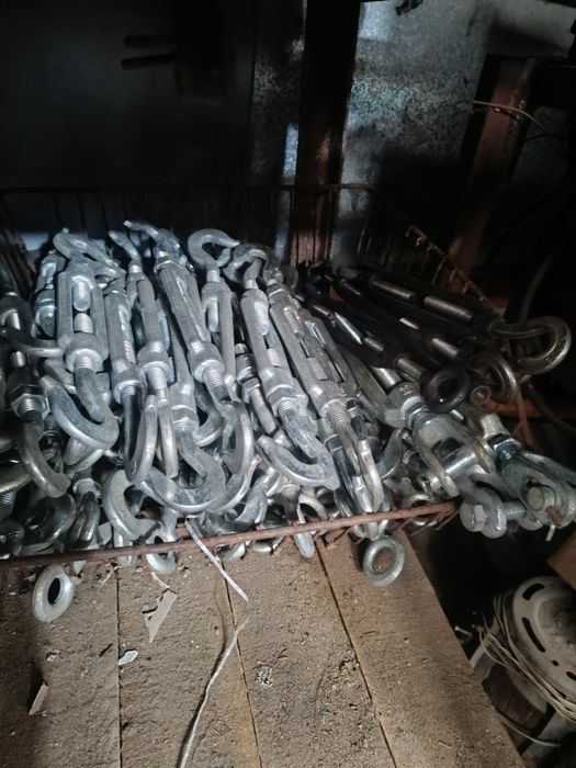 Растяжки, стяжки, таурэпы.