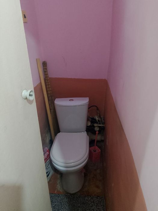 Срочно продаётся квартира! Бывшее общежитие 1/1/4 все условия внутри.