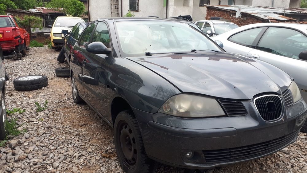 Seat ibiza 1.2  На части