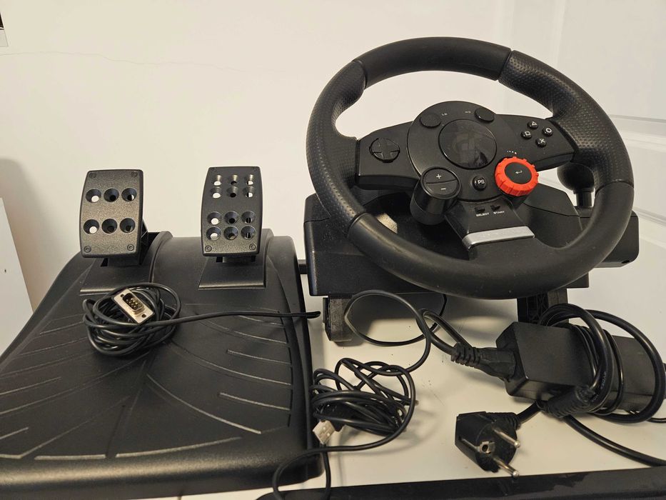 Volan Gaming Logitech Driving Force GT Force Feedback PC PS3 PS2