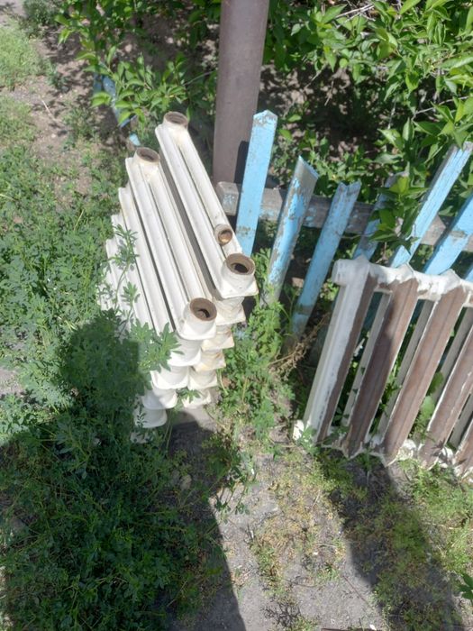 Продам чугунные батарея