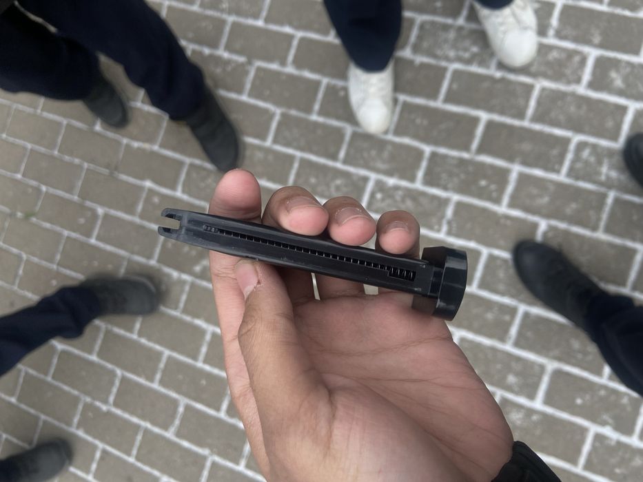 Продам игрушечный пистолет