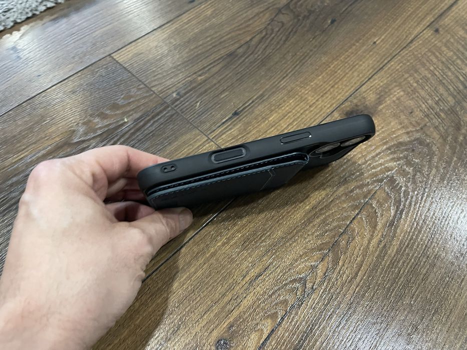 Кейс с портмоне за Айфон iPhone 16