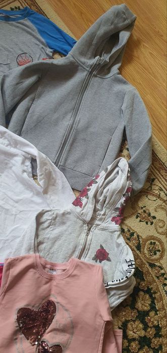 Майки , кофты для дома , садика на девочку