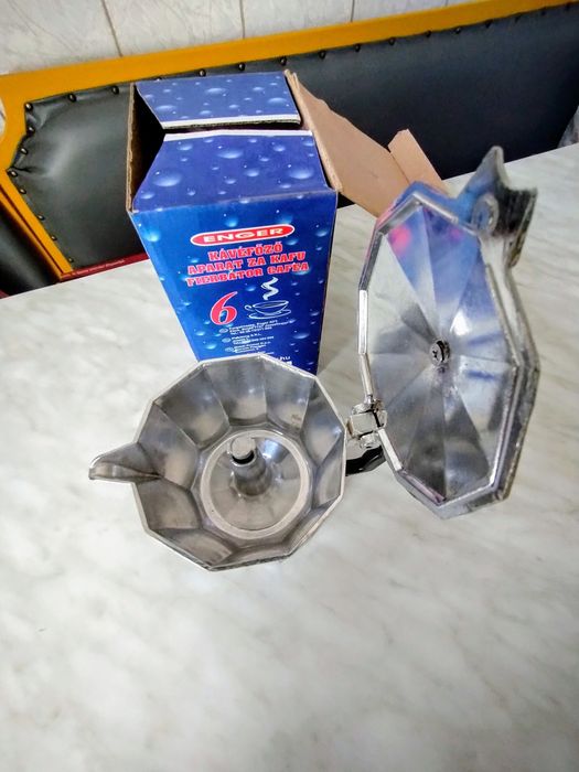 Aparat cafea italienească intensă nou in ambalajul original