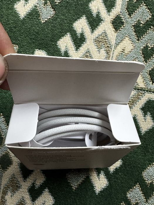 Кабель от Apple Type-C