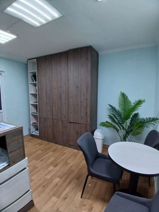 Ресепшен и шкафы