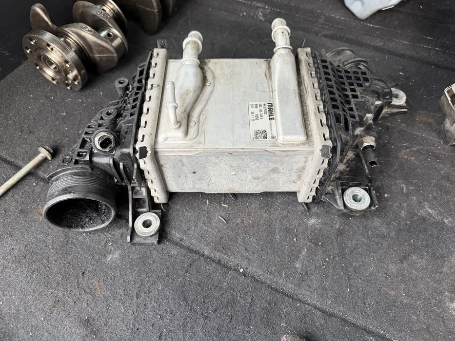 интеркулер MAHLE за VW Transporter T6