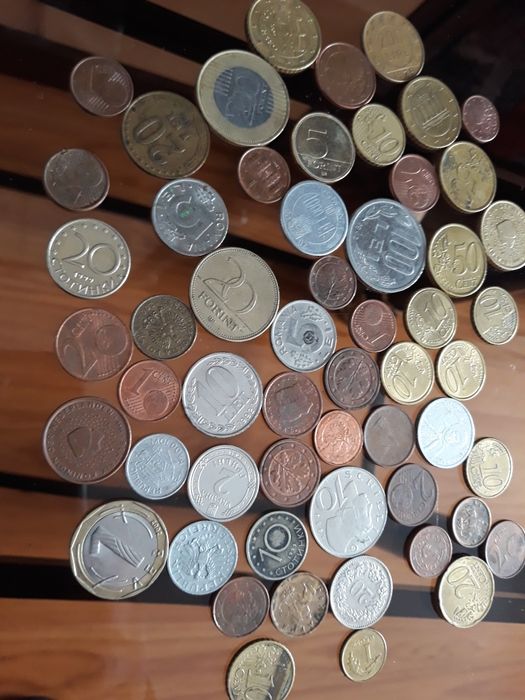 Monede vechi din țări diferite