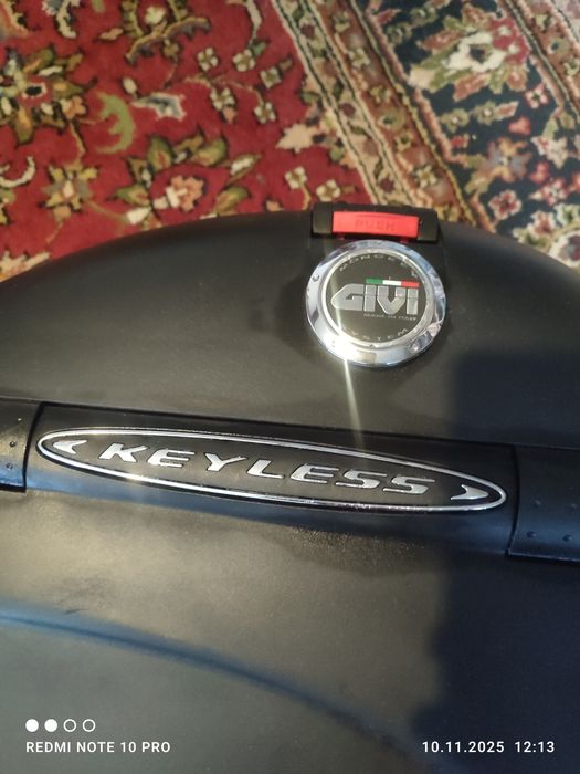 Vand Side case ( Coburi)  givi keyless
