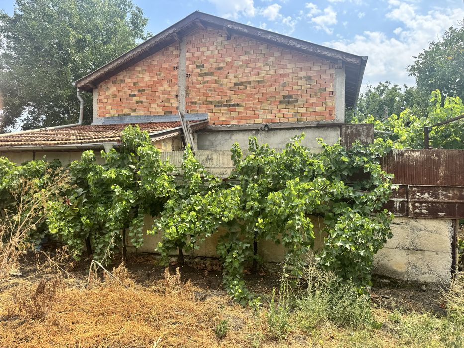 Продава се Къща в с. Ливада, Област Бургас - 145 кв.м за 552 €/кв.м - Снимка #1